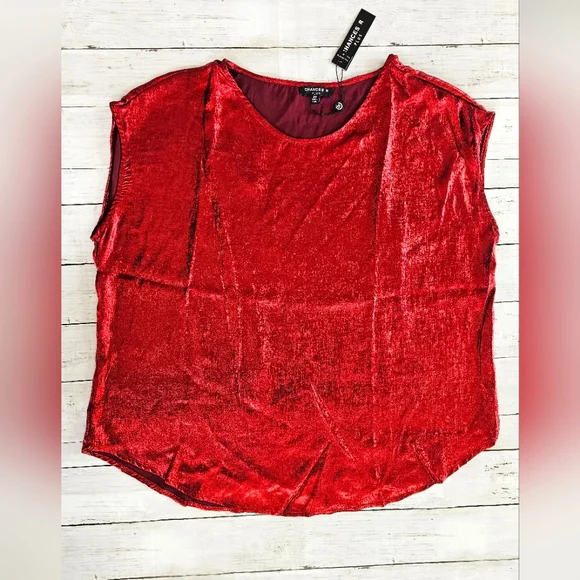 Chances R Lightweight Silky Sleeveless Flowy Metallic Red Christmas Top Blouse - Picture 3 of 7